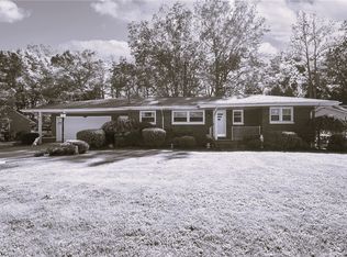 2225 Edgewood Dr, Salem, OH 44460