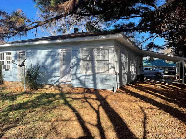 1107 Reynolds St, Clarksville, AR 72830