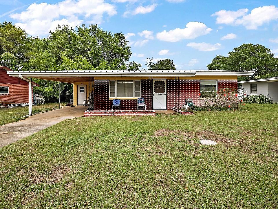 1st image of 203 Windemere Ave