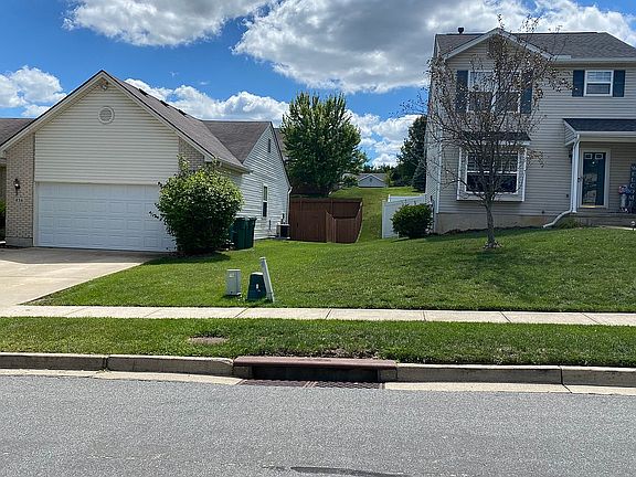 4th image of 436 Thompson Dr