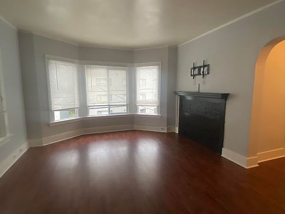 2nd image of 229 1st Ave N APT 206