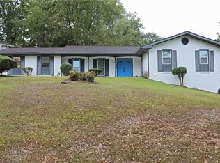 2165 Sterling Ridge Rd, Decatur, GA 30032