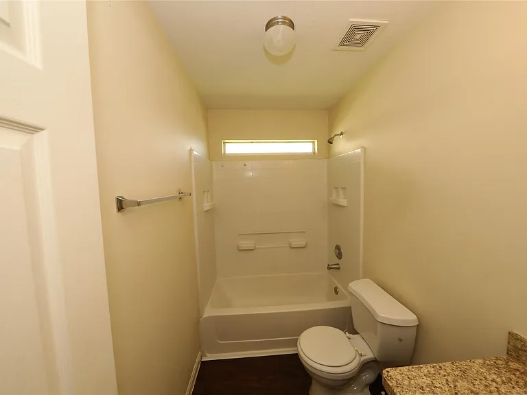 21430 Palma Grv — Photo 18