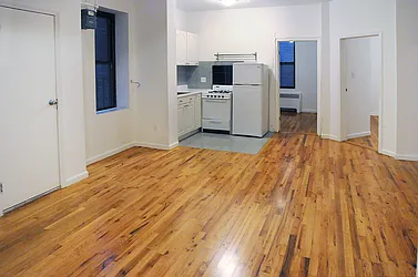 Rented by Aryeh Realty