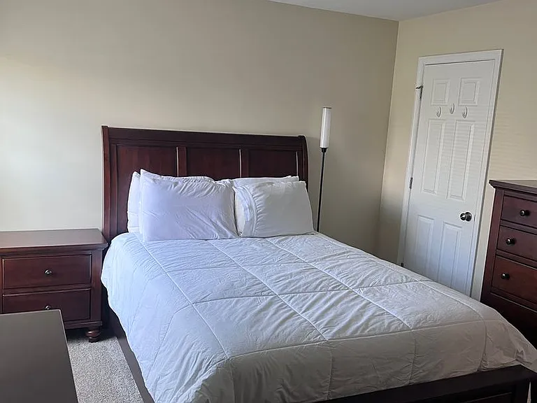 13 Hampshire Glen Pkwy — Photo 26