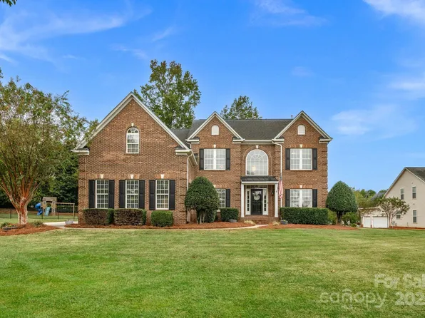 11903 Canter Dr, Charlotte, NC 28227