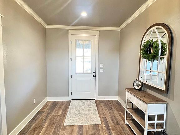 3rd image of 1958 Beaty Rd