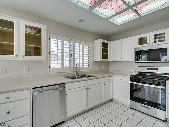 2nd image of 2633 Saltbush Dr