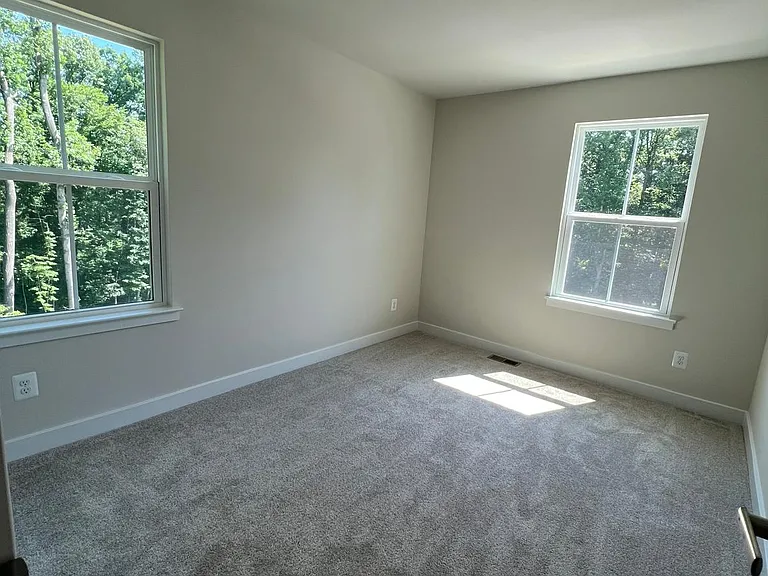 1513 Libourne Ct — Photo 13