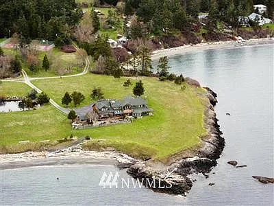 325 Burt Road photo 1