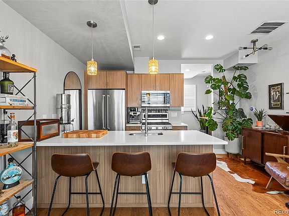 2nd image of 1906 W 38th Avenue