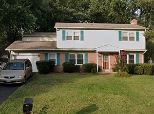 8711 Jackson Ave, Manassas, VA 20110