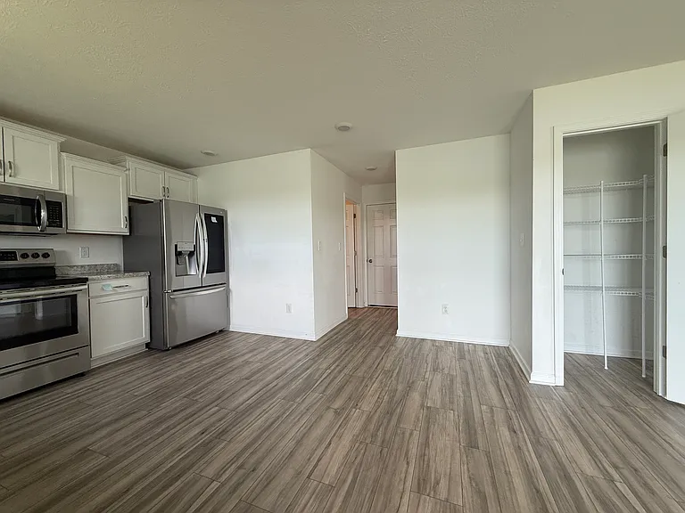 577 Freedom Dr — Photo 12