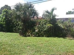 365 NE 28th Rd, Boca Raton, FL 33431