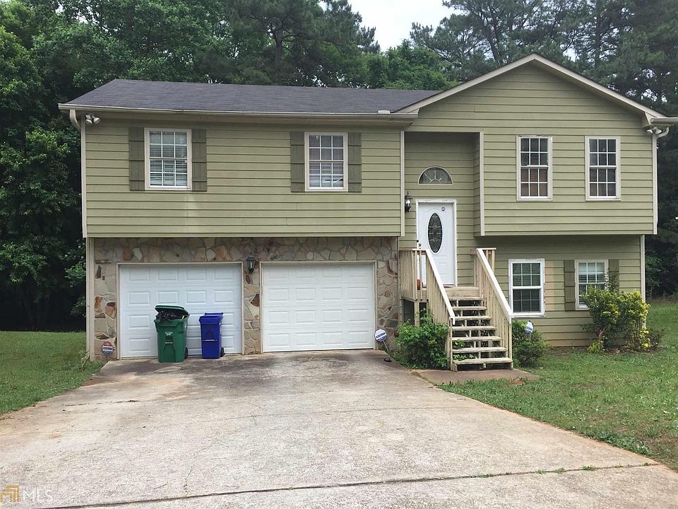 2nd image of 2086 Bedford Ct