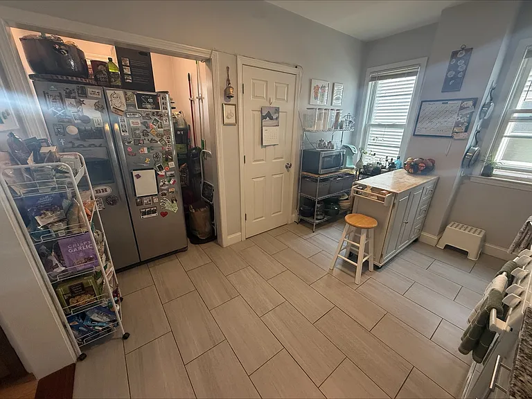 29 Waverly St #1 — Photo 18