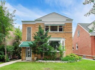 6025 N Sacramento Ave, Chicago, IL 60659