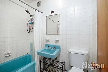 Rented by (Legacy) Elegran