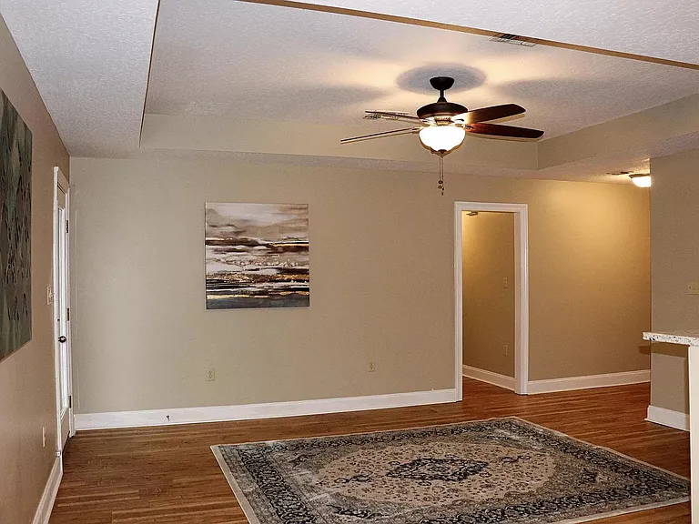 22 Ansley — Photo 4
