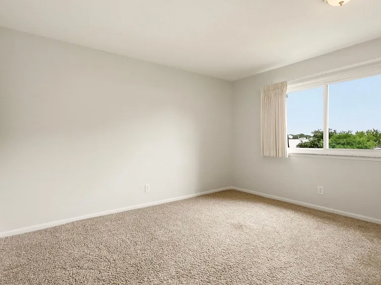 205 Provincial Ct #63 — Photo 13