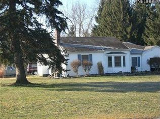 6834 Styme Rd, Lowellville, OH 44436