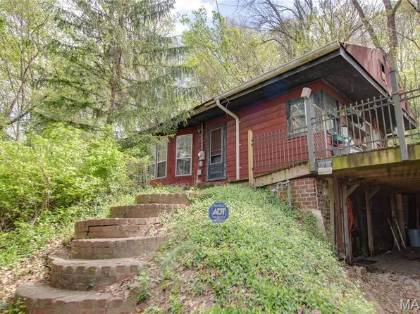 2416 N 89th St, Caseyville, IL 62232