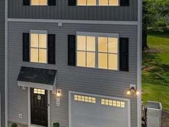 104 Brooklane Ct
