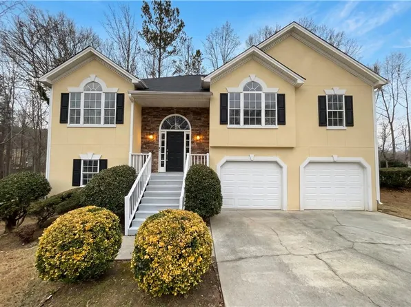 1754 Silverdale Ln, Lithia Springs, GA 30122