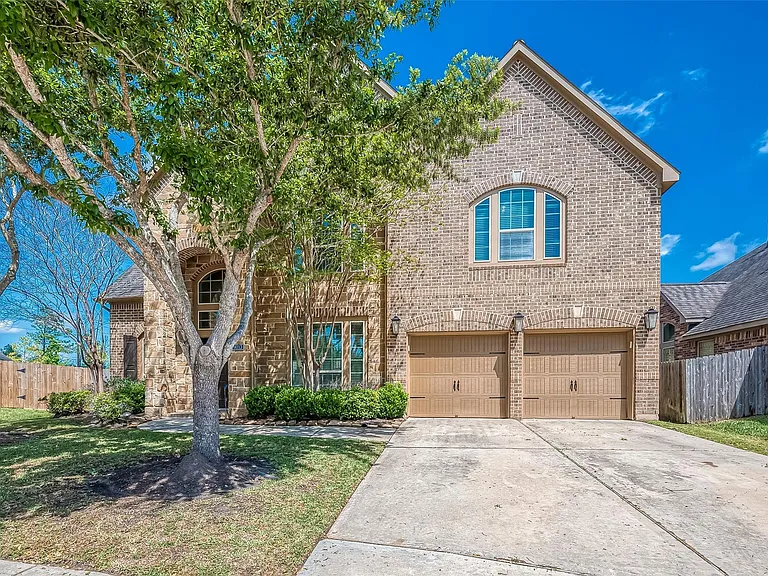 14113 Timber Bluff Dr — Photo 2