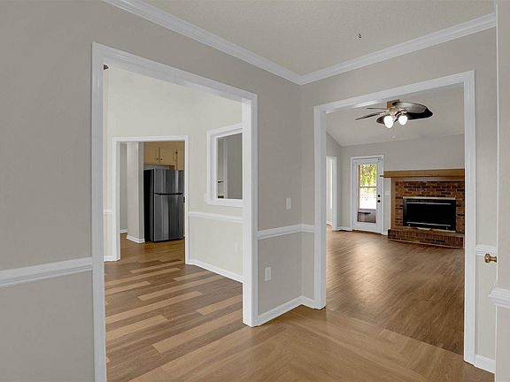 4th image of 310 Quoin Ct