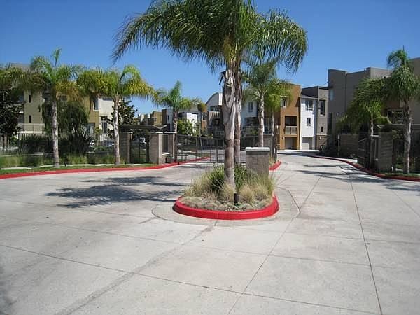 1st image of 5507 W 149th Pl Unit 13