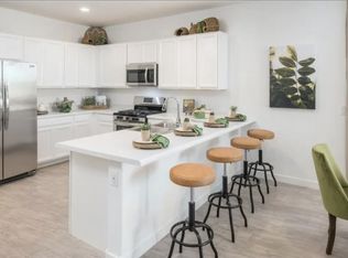 8915 W Solano Dr, Glendale, AZ 85305