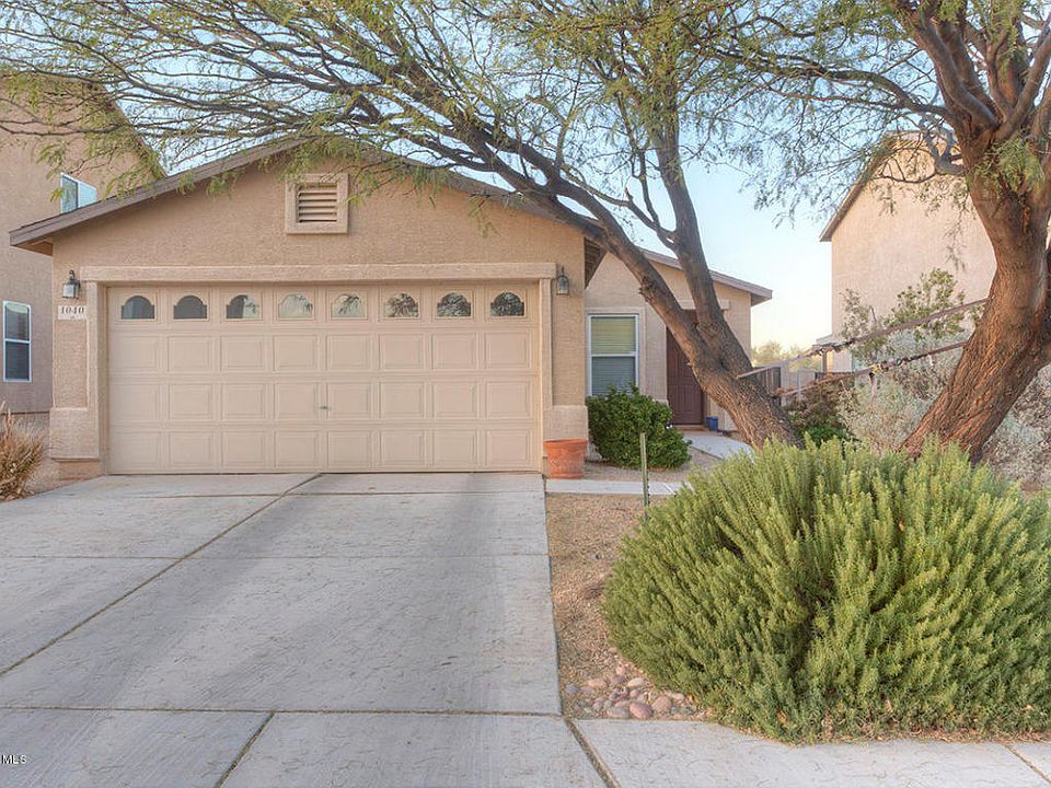 1st image of 1040 W Camino Hombre Viejo