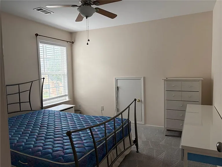 12835 Morningpark Cir — Photo 23