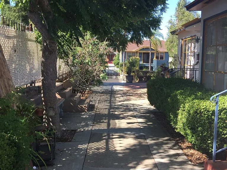 *2741 C Street — Photo 3