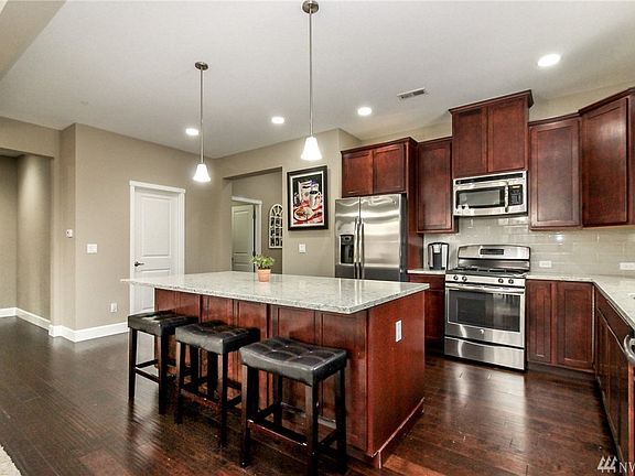 4th image of 20905 83rd Street Ct E
