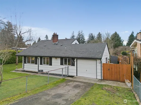25027 35th Place S, Kent, WA 98032