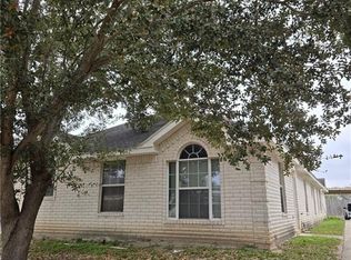423 La Mancha Dr #3, Edinburg, TX 78541