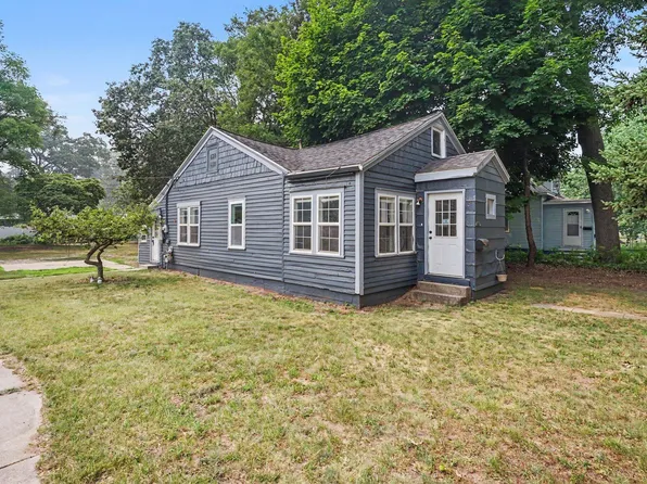 2409 Crozier Ave, Muskegon, MI 49441