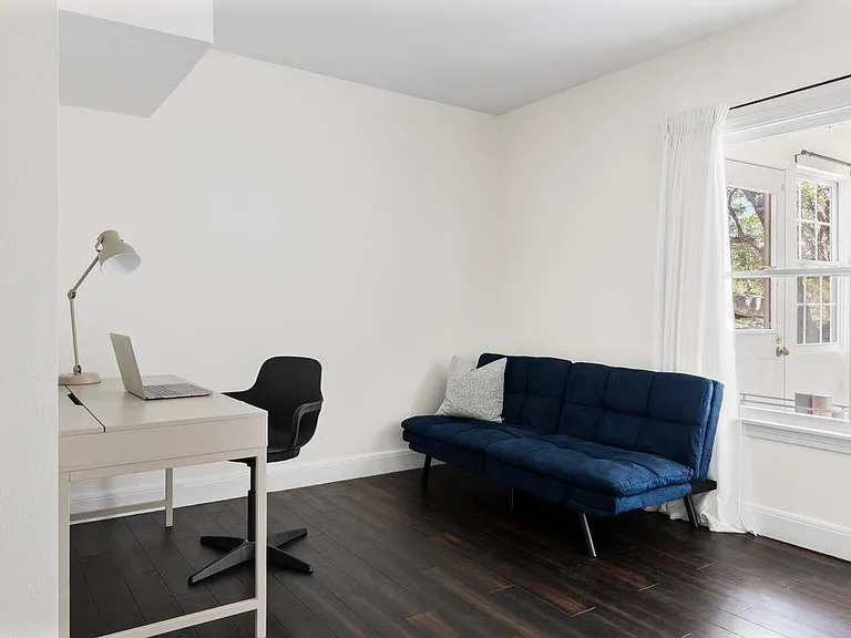 14276 FM 2769 — Photo 16