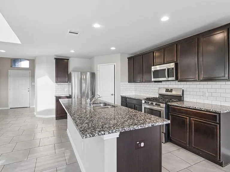 3931 McDonough Way — Photo 12