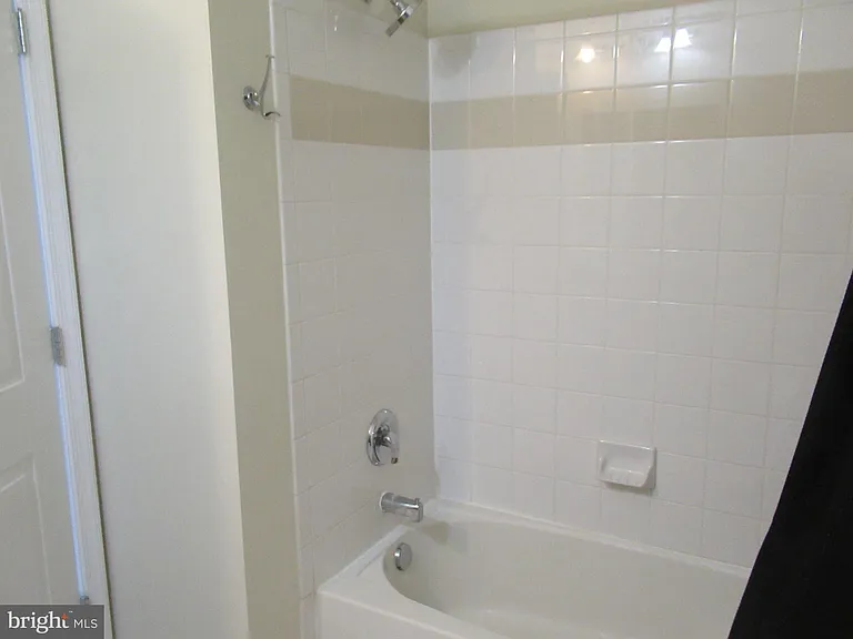 4850 Eisenhower Ave #425 — Photo 11