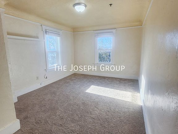 3rd image of 903 Pleasant Ave APT E
