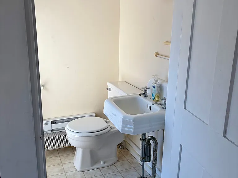 10 Storer St #6 — Photo 3
