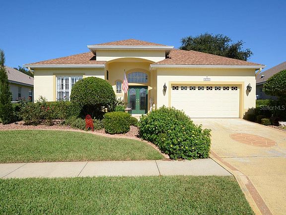 2nd image of 8030 Pine Hollow Dr