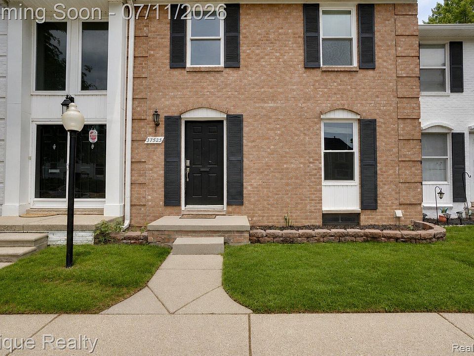 1st image of 37525 Charter Oaks Blvd