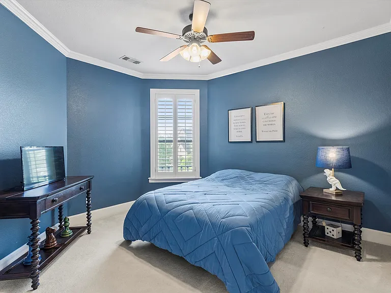 Upstairs Bedroom- 3