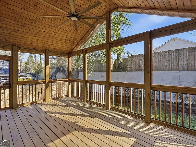 501 Rankin St NE — Photo 36