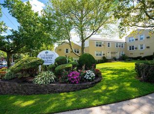 25145 71st Rd #120B, Bellerose, NY 11426