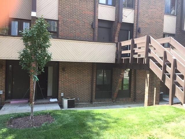 PRIVATE FRONT ENTRANCE